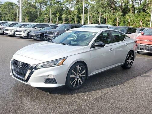 2020 Nissan Altima 2.5 SR