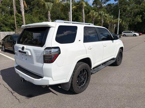 Super White 2016 Toyota 4Runner SR5