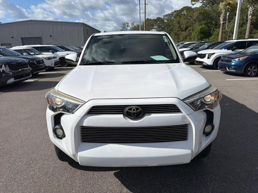 Super White 2016 Toyota 4Runner SR5