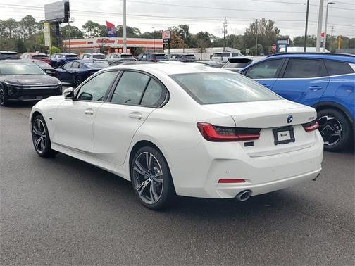 2023 BMW 330e 330e