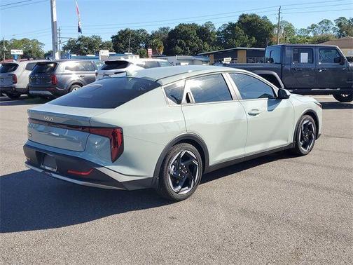 2025 Kia K4 EX