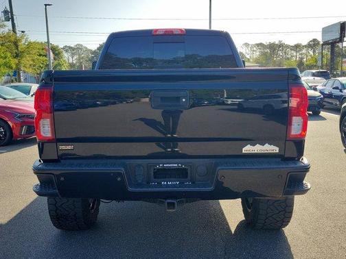 2017 Chevrolet Silverado 1500 High Country