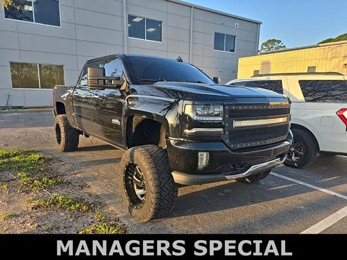 2017 Chevrolet Silverado 1500 High Country