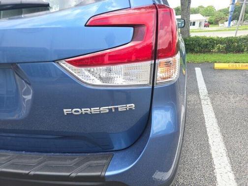 2021 Subaru Forester Base (CVT)