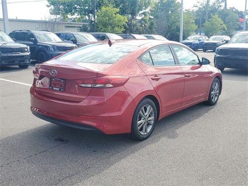 2018 Hyundai ELANTRA SEL