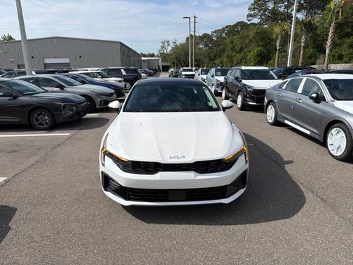 Snow White Pearl 2025 Kia K5 EX