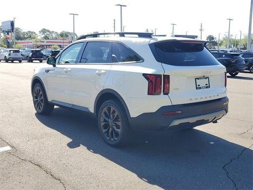 2022 Kia Sorento X-Line EX