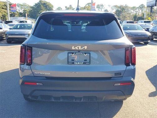 2023 Kia Sorento LX