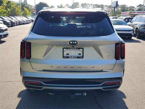 2021 Kia Sorento S