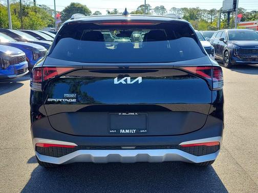 Ebony Black 2025 Kia Sportage EX