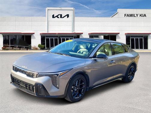 2025 Kia K4 GT-Line Turbo