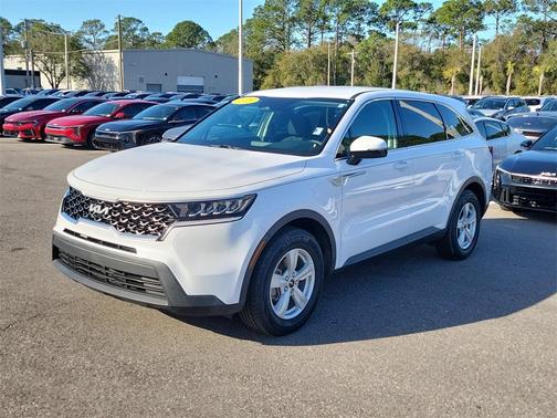 2023 Kia Sorento LX