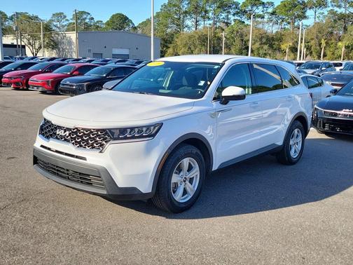 2023 Kia Sorento LX