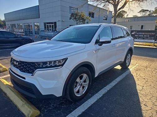 2023 Kia Sorento LX
