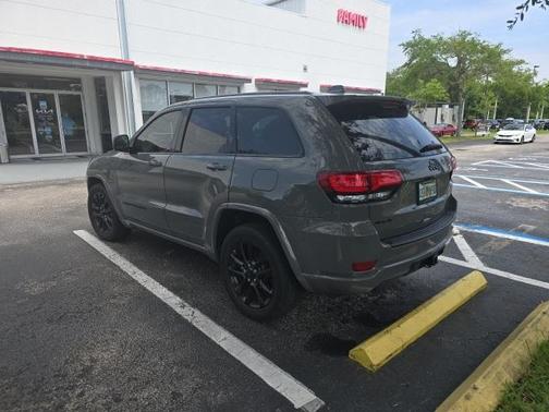2021 Jeep Grand Cherokee Laredo X