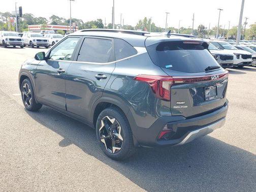 2025 Kia Seltos EX