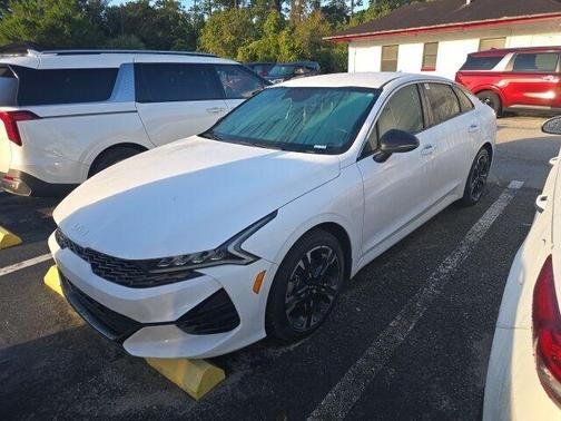 2024 Kia K5 GT-Line
