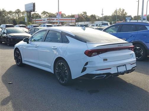 2024 Kia K5 GT-Line