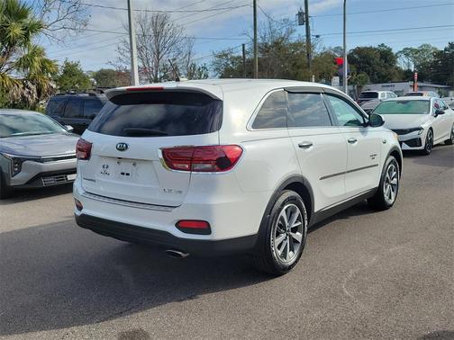 2020 Kia Sorento LX