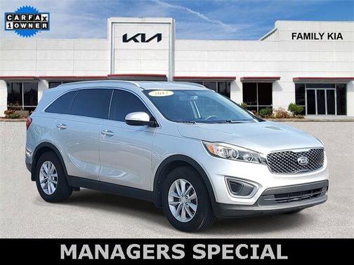 2017 Kia Sorento LX