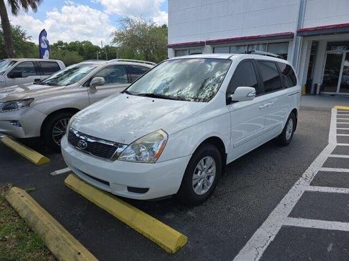 2012 Kia Sedona LX