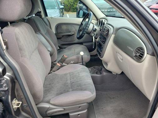 2002 Chrysler PT Cruiser Base