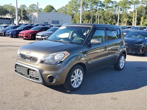 2012 Kia Soul +