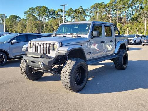 2020 Jeep Gladiator Overland