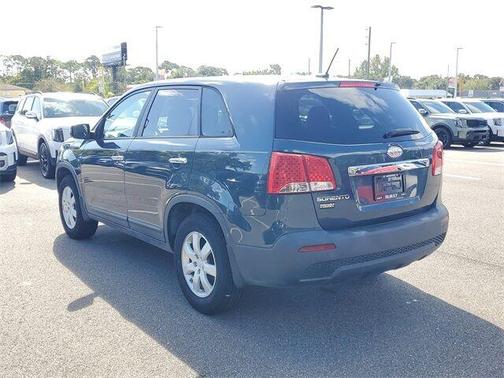 2011 Kia Sorento LX