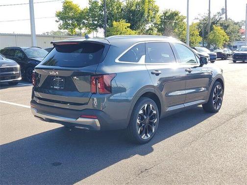 2025 Kia Sorento SX