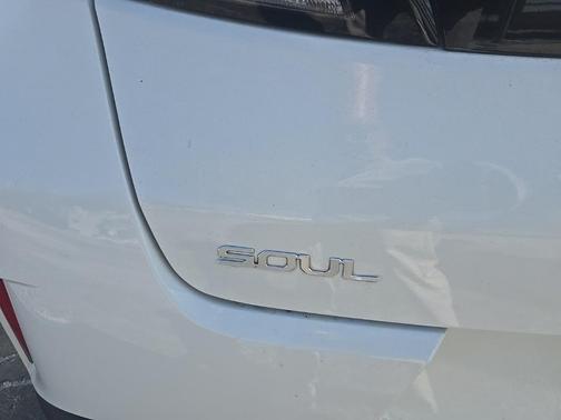 2023 Kia Soul S