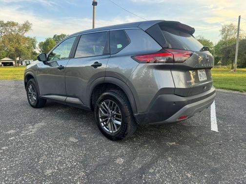 Gun Metallic 2023 Nissan Rogue S