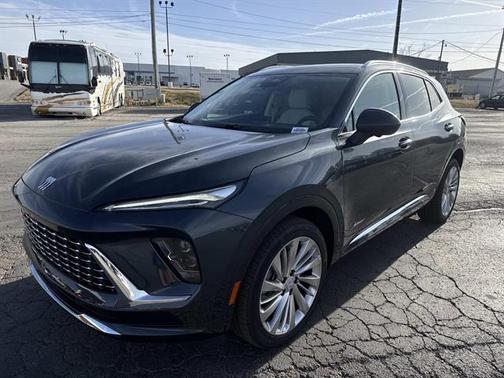 Quartz Blue Metallic 2026 Buick Envision Avenir