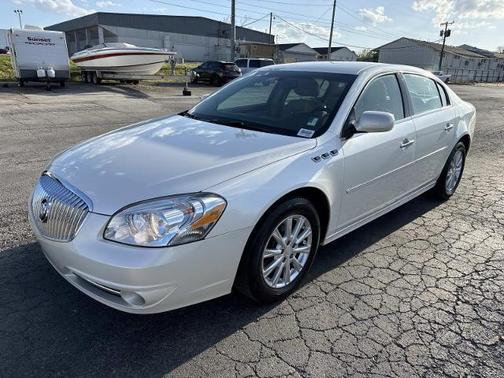 White Diamond Tri-Coat 2011 Buick Lucerne