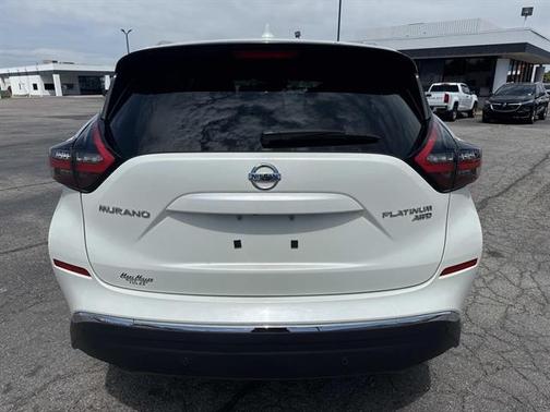 White 2020 Nissan Murano Platinum