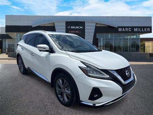 White 2020 Nissan Murano Platinum