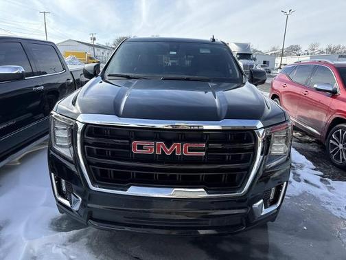 2022 GMC Yukon SLE