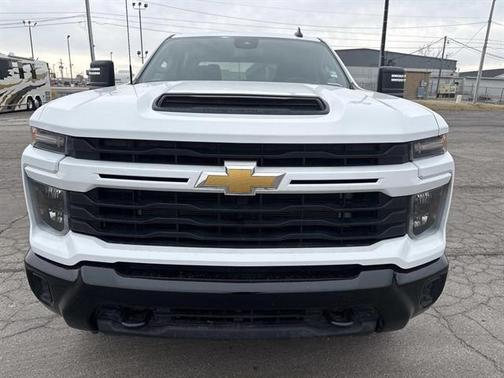 2025 Chevrolet Silverado 2500 Custom