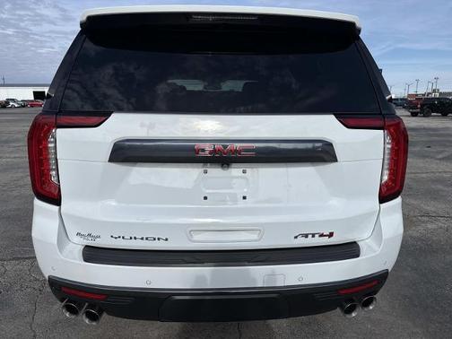 2024 GMC Yukon AT4