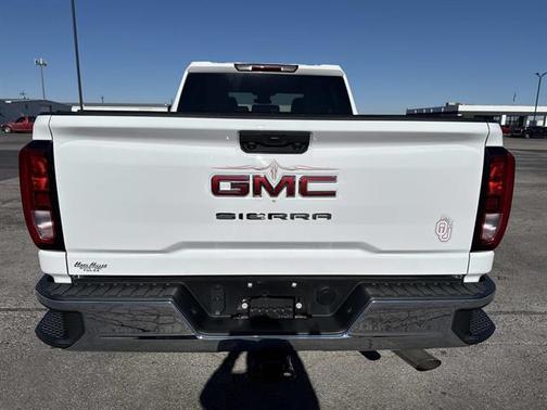 2024 GMC Sierra 2500 Pro