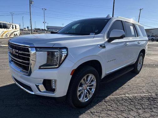 2022 GMC Yukon SLT