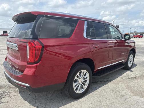Cayenne Red Tintcoat 2021 GMC Yukon SLT