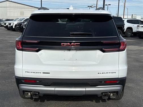 2026 GMC Acadia Elevation