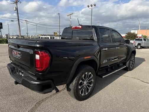 Onyx Black 2025 GMC Canyon Denali