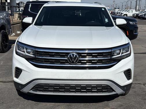 2022 Volkswagen Atlas Cross Sport 2.0T SE w/Technology