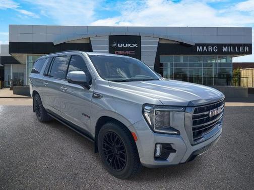 Sterling 2023 GMC Yukon XL AT4