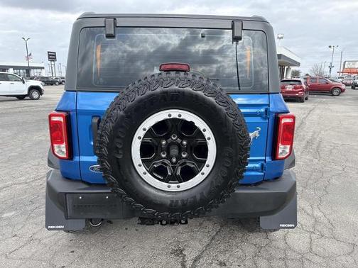 2023 Ford Bronco Base Advanced