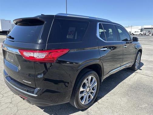 2021 Chevrolet Traverse Premier
