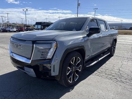2024 GMC Sierra EV Denali