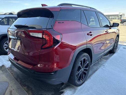 2022 GMC Terrain SLE